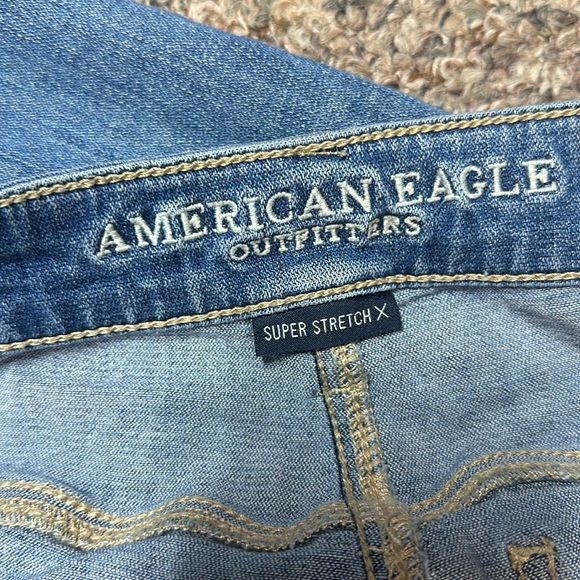 Bundle of size 3-4 Skinny and Straight High Waist ripped Jeans - Picture 5 of 8